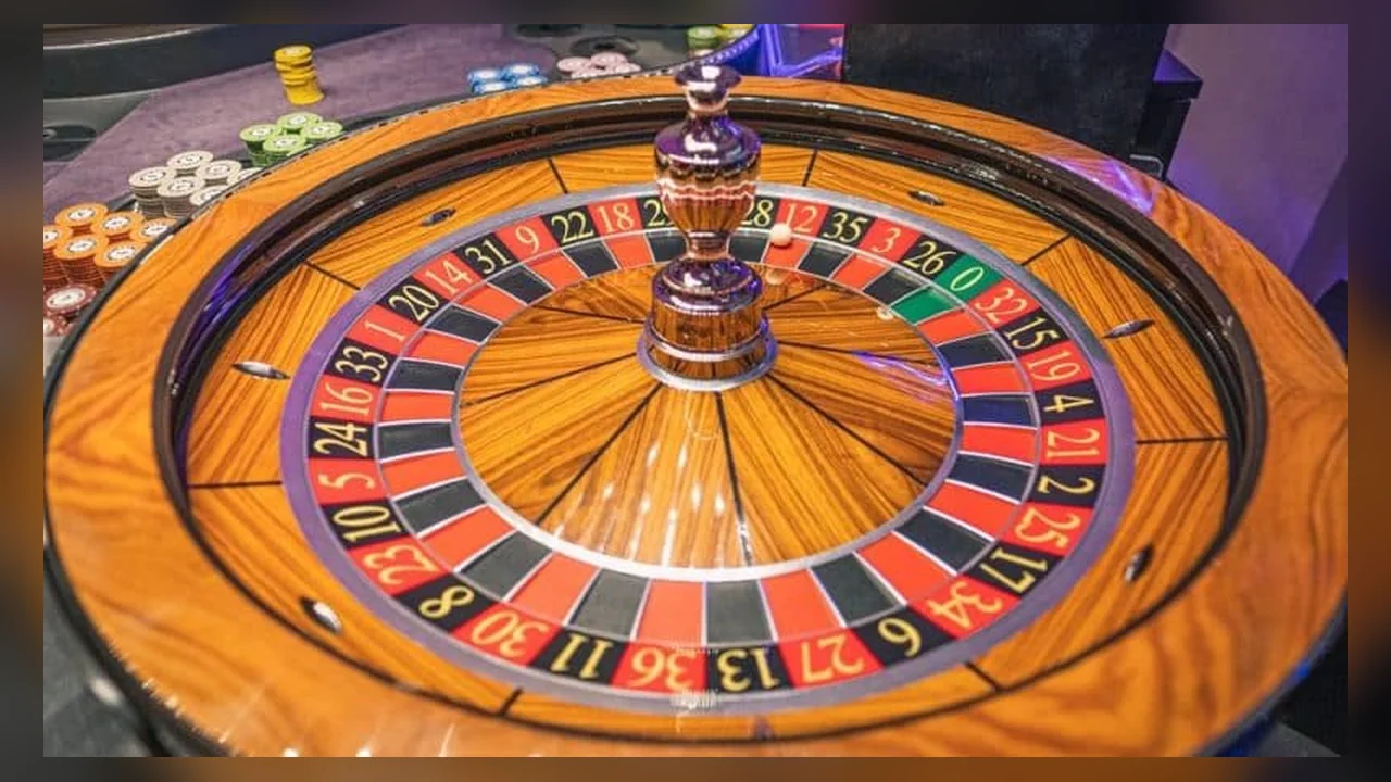 Hình minh họa thông tin giao diện và luật trò chơi tại RE88